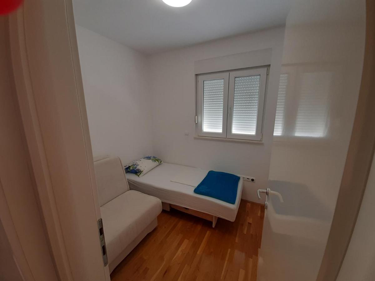 Apartman U Centru Makarske Makarska Zewnętrze zdjęcie